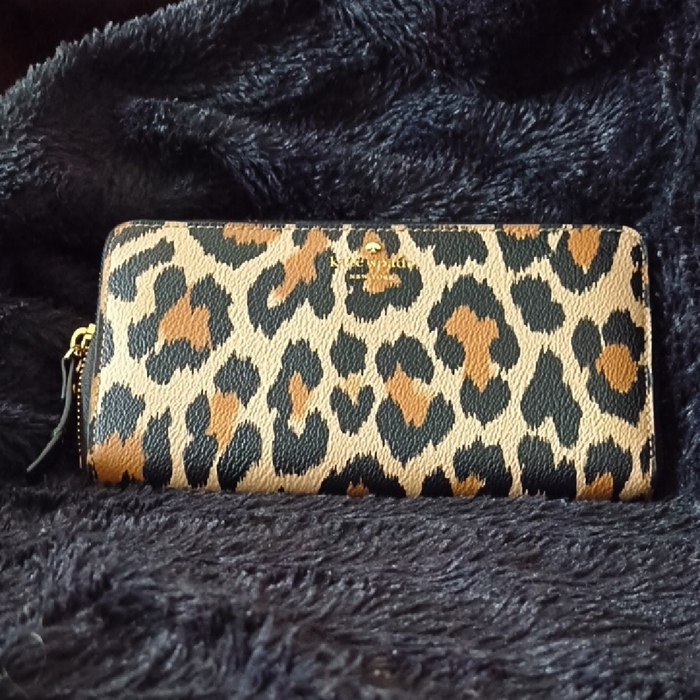 KATE SPADE Leopard Print Women's Wallet